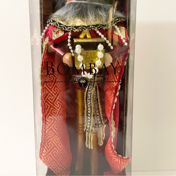 Bombay Ruby King 2015 Exclusive Nutcracker Collection Figure - Picture 3 of 16